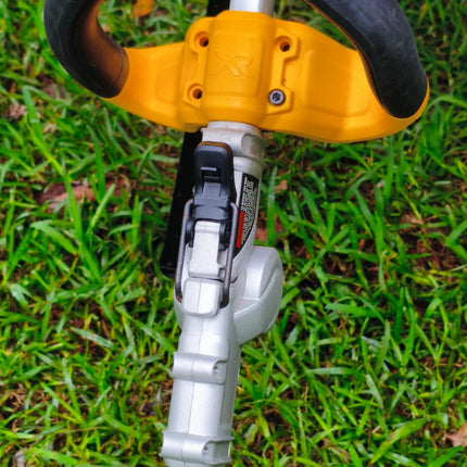 DEWALT Podadora inalámbrica 20V MAX XR  14" DCST922 (USADA COMO NUEVA)