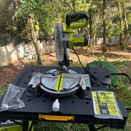 RYOBI Sierra Ingletadora compuesta de 10" con guía LED TS1346