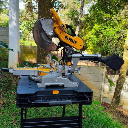 DEWALT Sierra ingletadora de 12", con doble bisel 14",  Tecnologia XPS. DWS780 (DE RETORNO SIN CAJA)