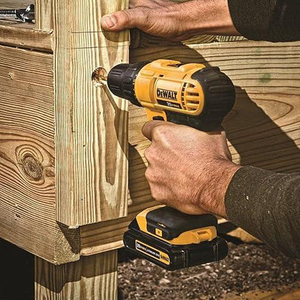 DEWALT Taladro/destornillador inalámbrico 20V MAX 1/2" DCD771C2