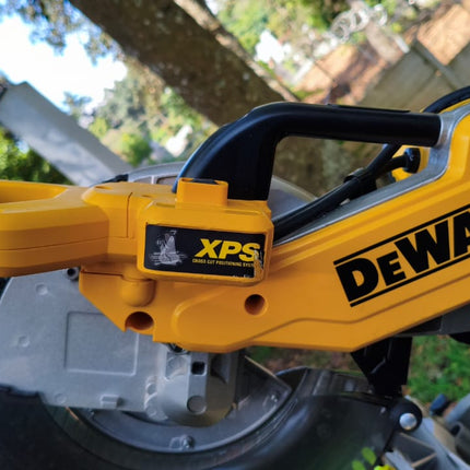 DEWALT Sierra ingletadora de 12", con doble bisel 14",  Tecnologia XPS. DWS780 (DE RETORNO SIN CAJA)