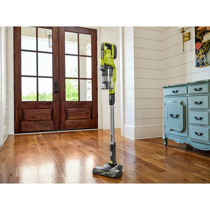 RYOBI Aspiradora inalámbrica portatil para piso y techo ONE+ 18V PCL720K