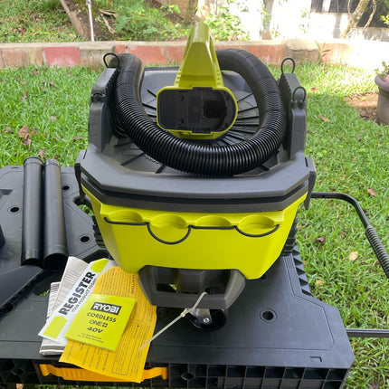 RYOBI Aspiradora inalámbrica 18V ONE+, 6 Galones P770ID SOLO HERRAMIENTA (DE RETORNO FUNCIONANDO, FOTOS REALES)