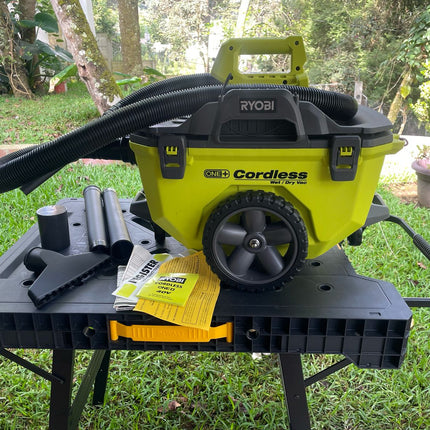 RYOBI Aspiradora inalámbrica 18V ONE+, 6 Galones P770ID SOLO HERRAMIENTA (DE RETORNO FUNCIONANDO, FOTOS REALES)