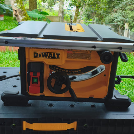 DEWALT Sierra de mesa portatil de 8-1/4 pulgadas, 15 Amp. DWE7485 (NUEVA SIN GUIA LATERAL)