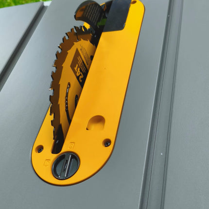 DEWALT Sierra de mesa portatil de 8-1/4 pulgadas, 15 Amp. DWE7485 (NUEVA SIN GUIA LATERAL)