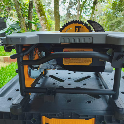 DEWALT Sierra de mesa portatil de 8-1/4 pulgadas, 15 Amp. DWE7485 (NUEVA SIN GUIA LATERAL)
